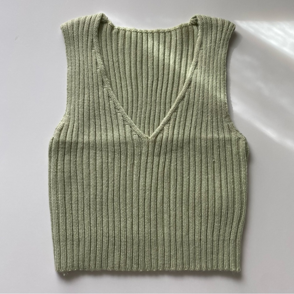 JORESS, XS SLEEVELESS TOP, LIGHT GREEN, CROP TOP